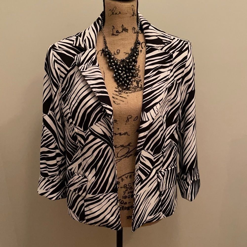 Harvey Bernard Blazer/Jacket‼️ 